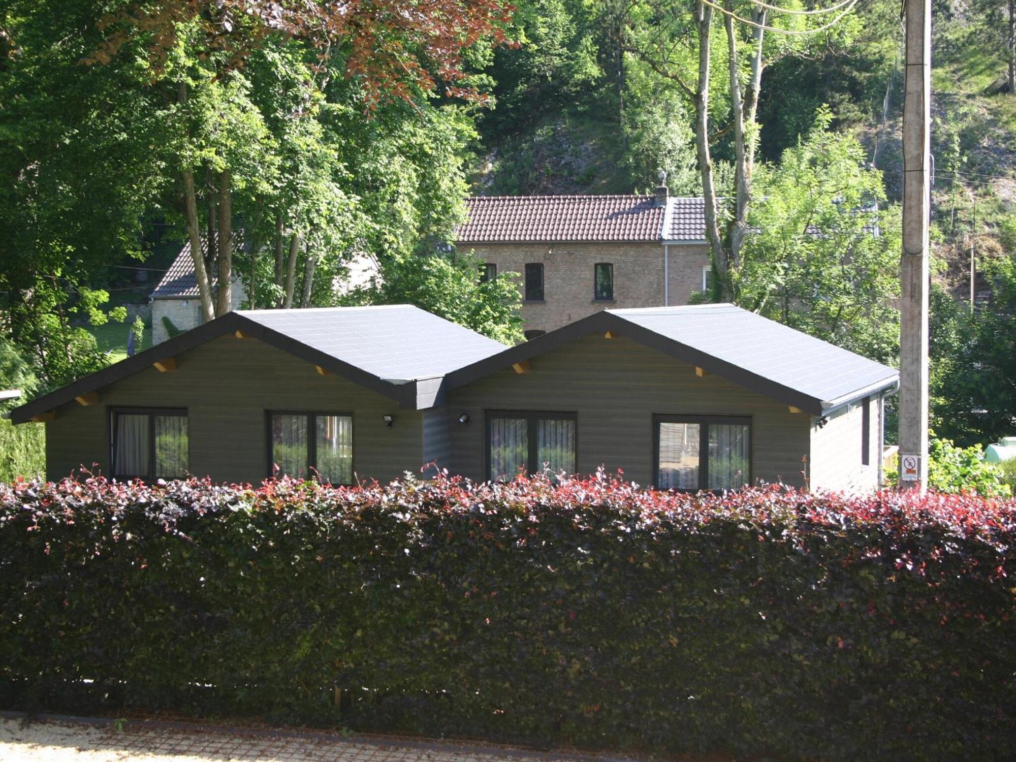 Chalet Near Ourthe River And The City Of Durbuy Vieuxville Exterior photo